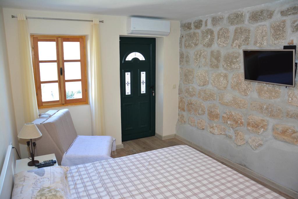 Apartments Tre Sorelle Kotor Buitenkant foto